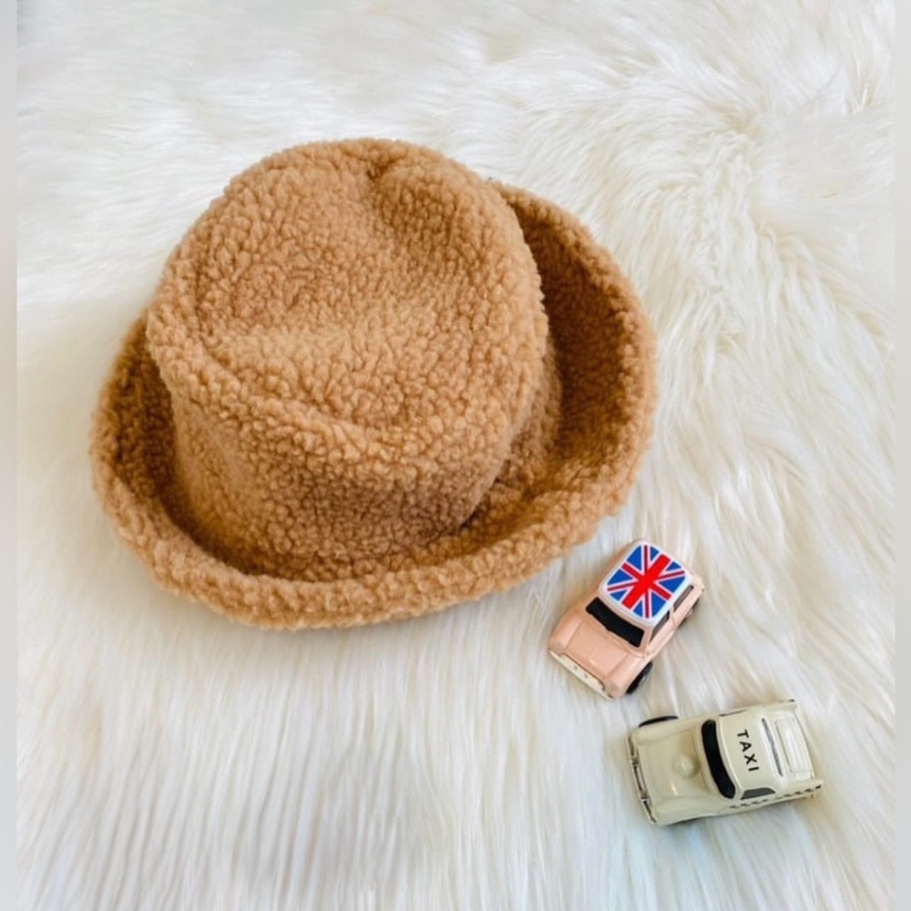 Tan Hat - Picture 4 of 4